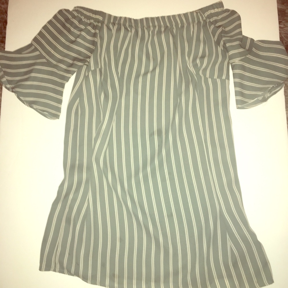 Green Off the shoulder dress